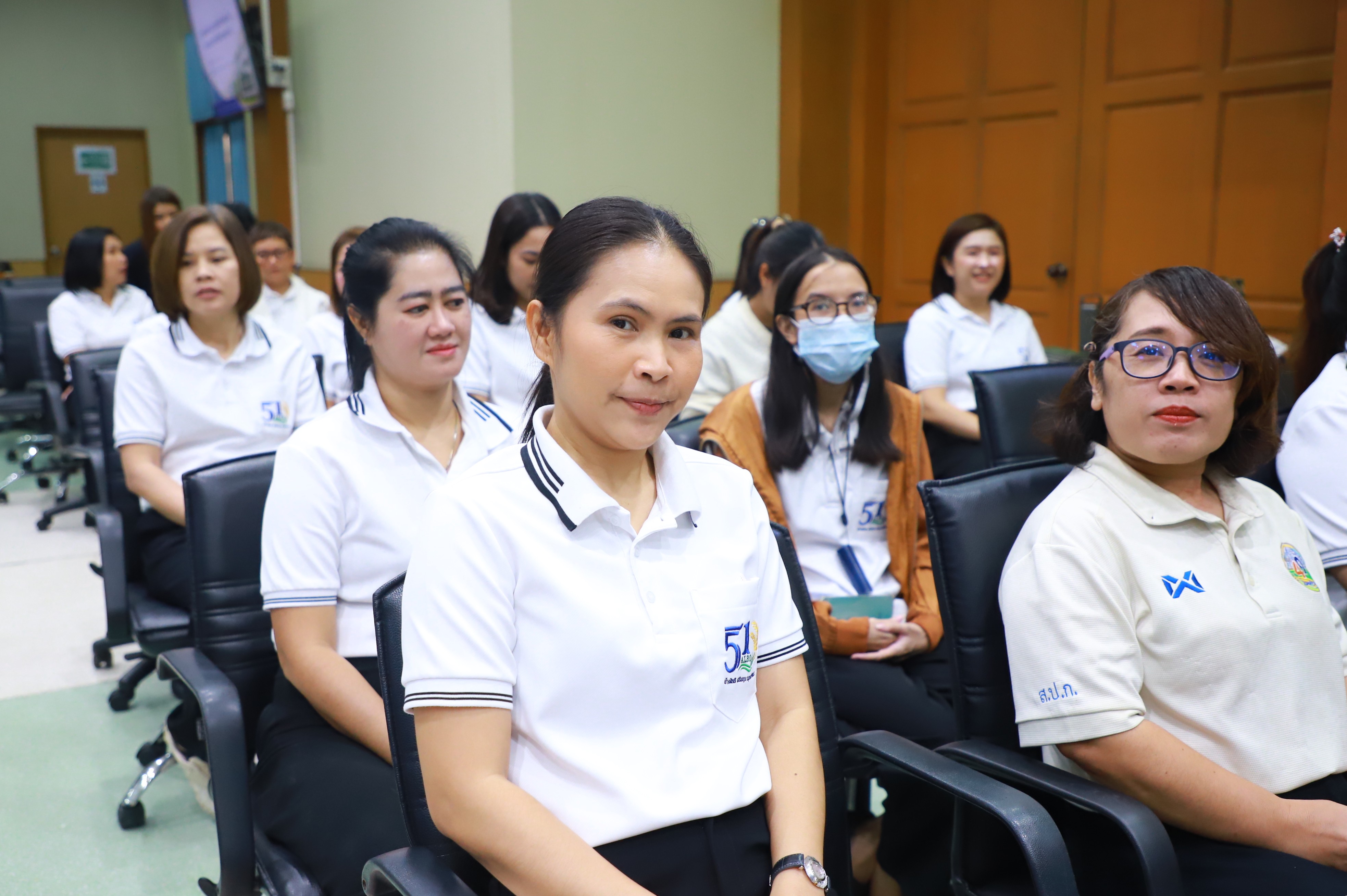 title - สบท. จัดกิจกรรม “เสริมสร้างความสัมพันธ์ในองค์กรและบรรยากาศที่เอื้อต่อการทำงาน” มุ่งเดินหน้าพัฒนาบุคลากร เสริมทัพการทำงานเป็นทีม